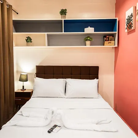 Homey And Cozey Poblacion Makati S02
